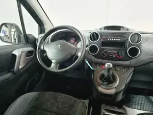 Peugeot Partner Bild 6