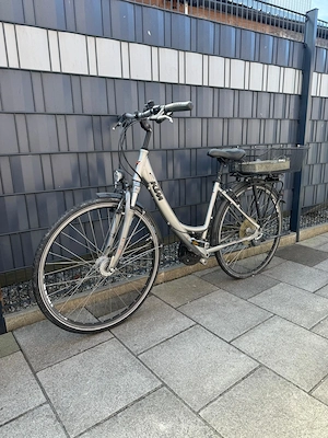 28 Zoll Damenfahrrad 