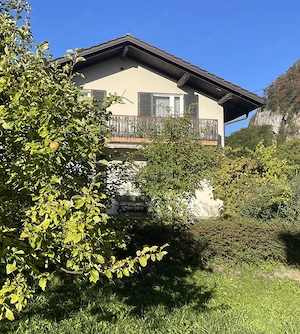Traditionelles Einfamilienhaus im Grünen zu vermieten