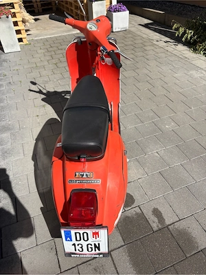 Vespa Primavera ET3 Rot Orange BJ 1982 Bild 3