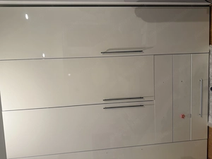 Kleiderschrank zum verschenken  Bild 5