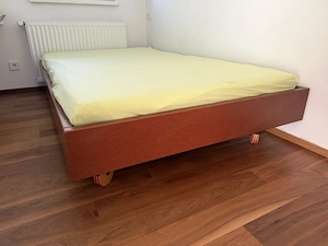 Tischlerbettgestell für eine 120 x 200 cm Matratze  Bild 3
