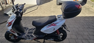 Moped 50ccm Roller Bild 3