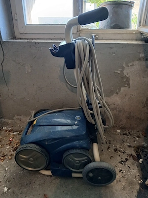 Roboter Pool Reinigung Bild 2