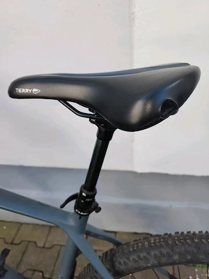 Cube Reaction Carbon Hardtail MTB Bild 4