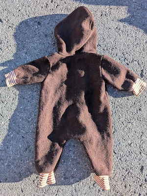 Wollwalk Anzug von Lilakind  Bild 2