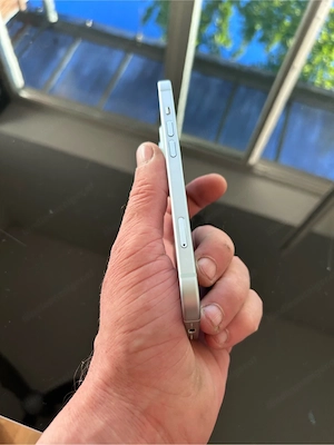 iPhone 15  100 % Akkuleistung Bild 8