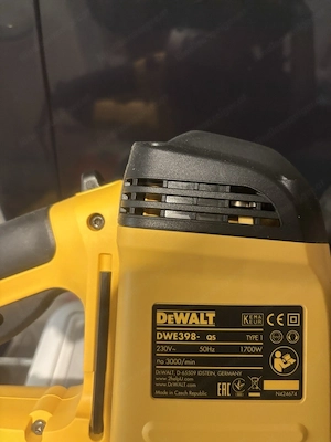 DEWALT DWE398-QS 1700W 230V Kabelgebundene Elektro-Kettensäge Bild 3