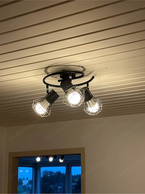 Lampe mit 3 arm  Bild 2