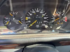 Mercedes benz w124 2.3