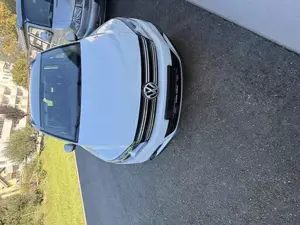 VW Tiguan Tdi 2016 (AHK, 8-Fach Bereift, Carplay) Bild 3