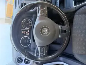 VW Tiguan Tdi 2016 (AHK, 8-Fach Bereift, Carplay) Bild 4
