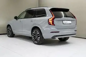 Volvo XC90 Plus, T8 Plug-in Hybrid, Elektrisch/Benzi Bild 10
