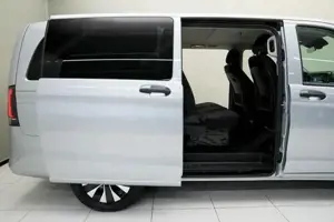 Mercedes-Benz eVito 129 Tourer PRO Lang Navi KlimaA SpurH LED Bild 13