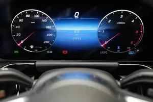 Mercedes-Benz GLA 200 d 4MATIC W-Paket KAM SpurH FLA el.Heck Bild 8