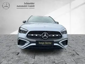 Mercedes-Benz GLA 200 Bild 12