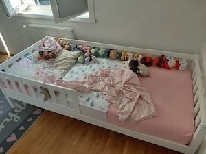 Kinderbett 90x200