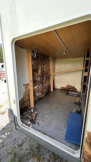 Wohnmobil Ford Chausson Bild 10