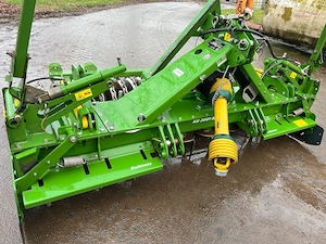 KG 3001 Spezial Amazone, Kreiselgrubber Kerner Crackerwalze Bild 6