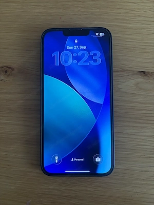 Apple iphone 13 128gb schwarz  dunkelblau Bild 3