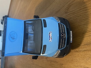 Bruder MB Sprinter Pferdewagen Bild 3
