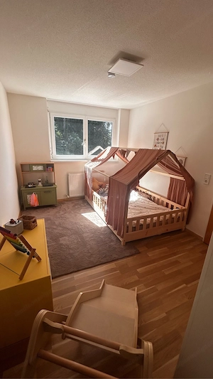 Wunderschöne 3 Zimmer Wohnung mit großem Balkon Bild 3