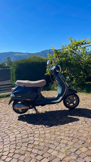Piaggio Vespa LX 50 Bild 3