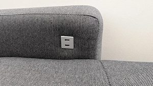 Graue, gemütliche Couch Bild 2