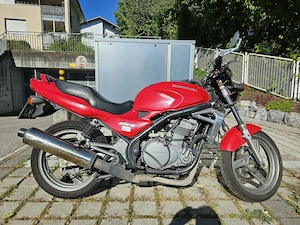 Kawasaki ER-5 Bild 2