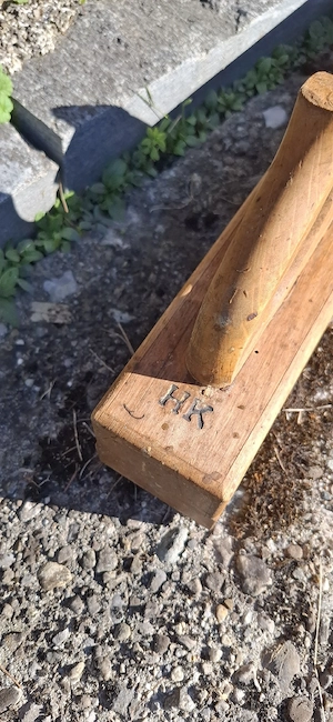 antiker Holzhobel  Bild 2