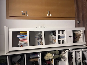 Hochschrank und Kommode im Landhausstil  Bild 3