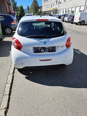 Peugeot  208 Bild 3
