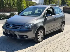 Golf Plus 1,9TDI Neu Öamtc Vorgeführt Bild 4