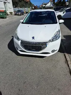 Peugeot  208 Bild 4