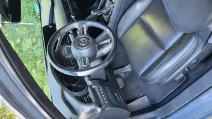 Gepflegtes Fahrzeug und hochwertiger Comfort+ Ausstattung (Bose, Memory-Sitz , 360  Kamera...) Bild 3