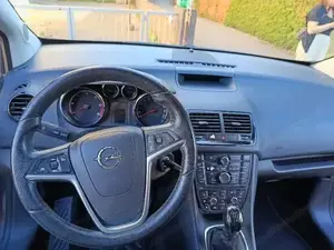 Opel Meriva Bild 4