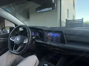 Verkaufe meinen VW Golf Baujahr 2021 Bild 4