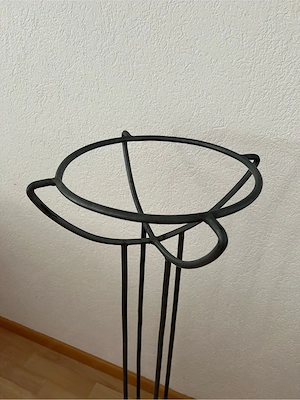 Kerzen und Blumenständer Bild 4