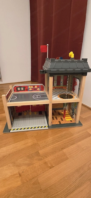 Feuerwehrhaus Bild 3