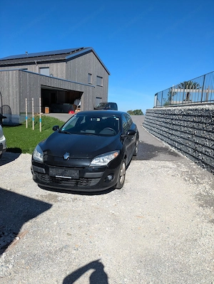 Mégane Bose  TCe 130 - Aufgrund Familienzuwachs abzugeben Bild 4