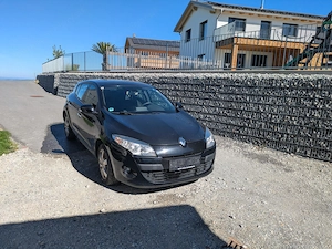 Mégane Bose  TCe 130 - Aufgrund Familienzuwachs abzugeben Bild 2