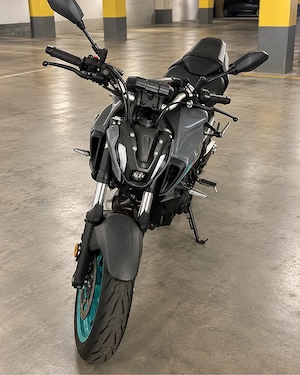 Yamaha MT-07 | EZ 2022 | nur 3.800 km | unfallfrei | Originalzustand Bild 3