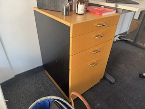 HUGL Rollcontainer Büro vier Schubladen Bild 3