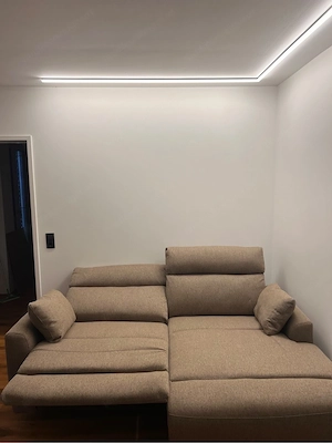 Neue Couch mit Ausklappfunktion Bild 2