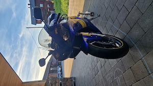 Motorrad Yamaha R1 Bild 3