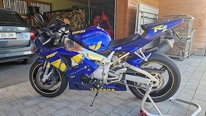 Motorrad Yamaha R1 Bild 4