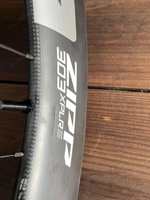 ZIPP 303 XPLR S Disc Carbon Laufradsatz Gravel 700c Tubeless, NEU Bild 2