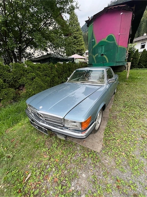Mercedes 350 SLC Bild 3