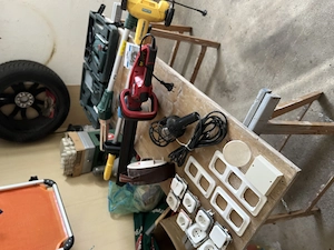 Diverse Flohmarkt Artikel, Werkzeug, Elektrogeräte, Bierkrüge Bild 5