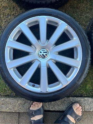 VW Alufelgen 18 Zoll Bild 3